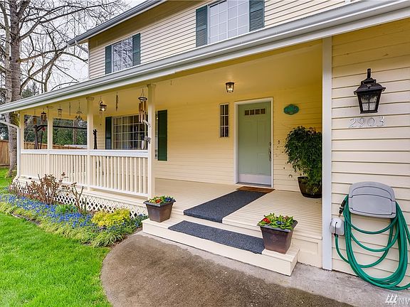 4th image of 2903 32nd Avenue Ct SE