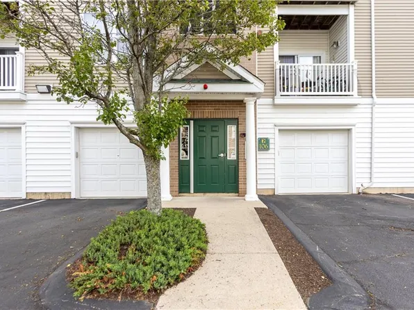 106 Mill St APT 104, Woonsocket, RI 02895