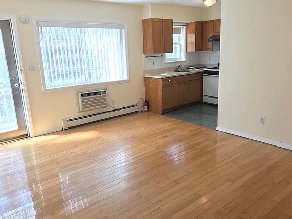 2nd image of 4727 Union St Floor 1