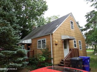 210 Riviera Dr, Brick, NJ 08724