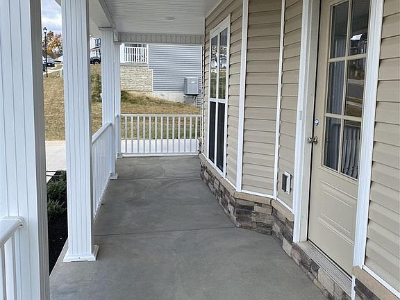 5th image of 309 Butterfield Dr