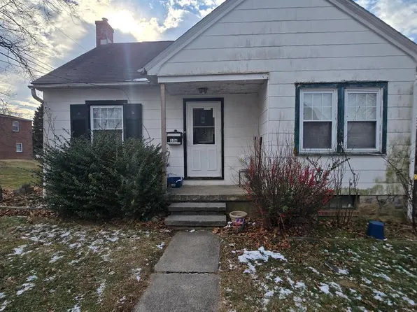 136 E Gaul St, Wernersville, PA 19565