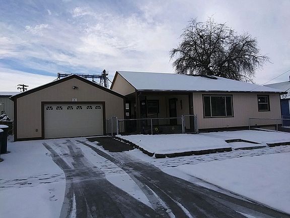 2nd image of 417 N Palouse St