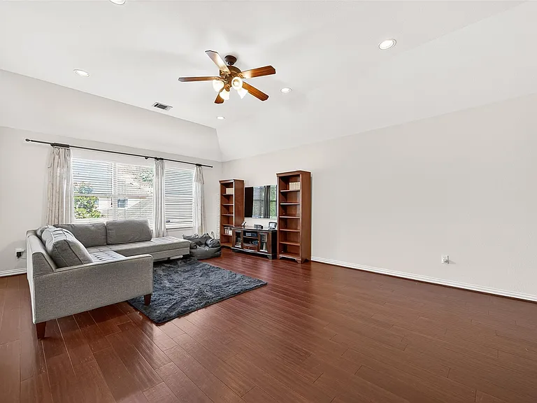 903 Annabella Pl — Photo 21