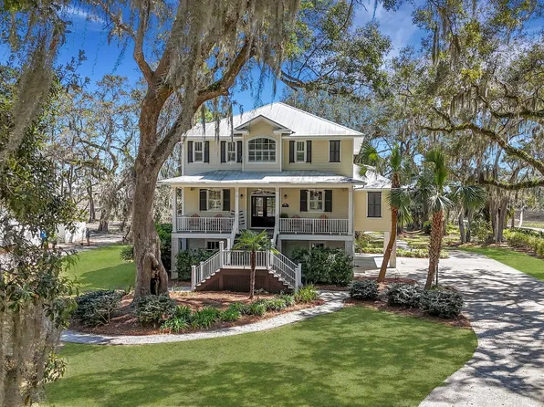 1108 E Mission Ln SE, Darien, GA 31305