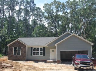 1419 Carolina Dr, Sanford, NC 27332