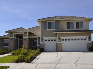3701 Acadia Cir, Bakersfield, CA 93311