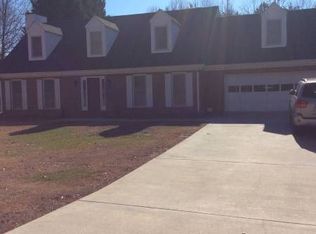 100 Crain Dr, Cumming, GA 30040