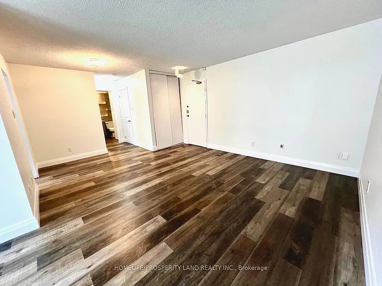 53 McCaul St #549 — Photo 5