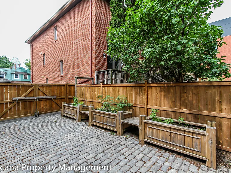 294 Crichton St #1 — Photo 28