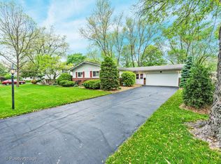 624 Kohley Rd, Lisle, IL 60532