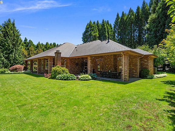 5th image of 9404 NE 180th Way