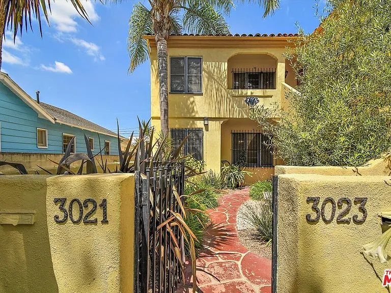 Entry way