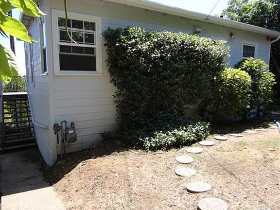 4th image of 120 Harbor Dr
