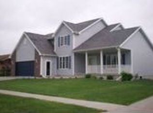 506 W Pleasantview Dr, Prairie City, IA 50228