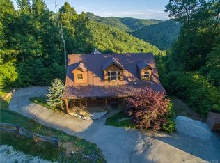 109 Damselfly Ct, Spruce Pine, NC 28777