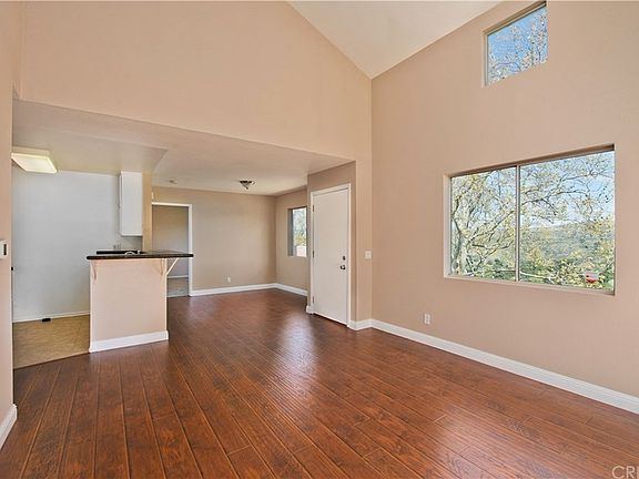 3rd image of 24479 Valle Del Oro Unit 202