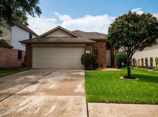 12210 Claresholm Dr, Tomball, TX 77377