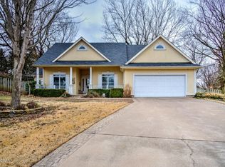 918 Hampton Pl, Joplin, MO 64801