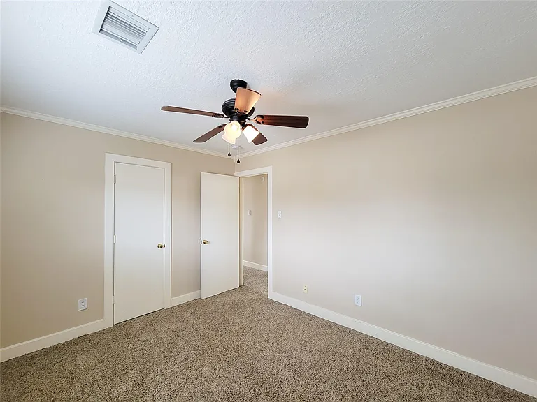 9607 Farrell Dr — Photo 26