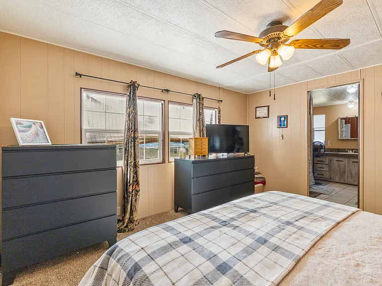 18010 Ponderosa Ln — Photo 28