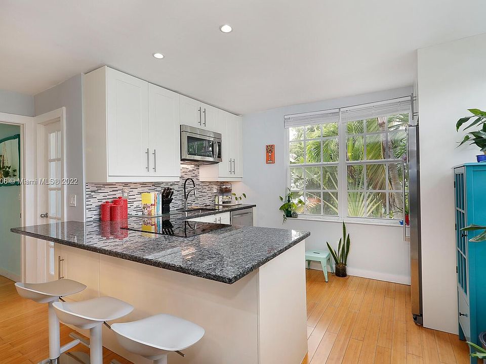 1st image of 940 7th St #940C