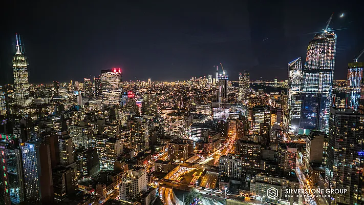 Rented by Silverstone Group USA Corp. | media 25