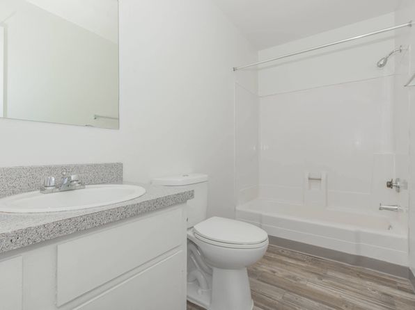 2929 E 6th St APT 236