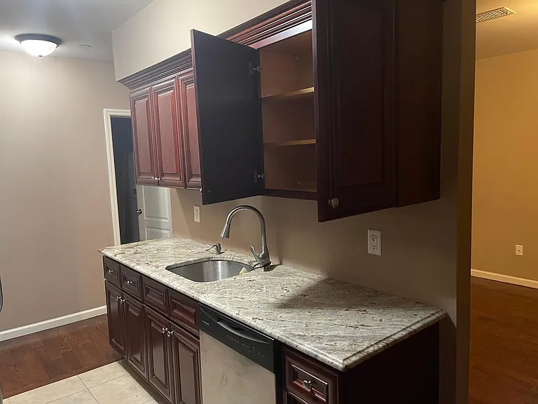 849 Rockland Ave #2A — Photo 19