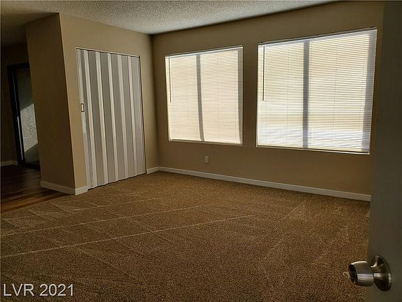 5th image of 4381 Gannet Cir Unit 3