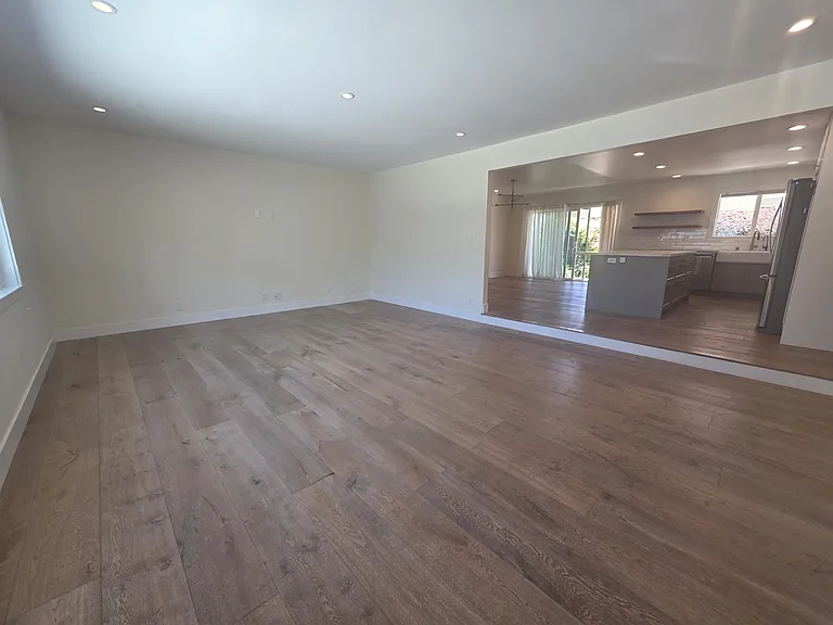 117 Oakwood Dr — Photo 7