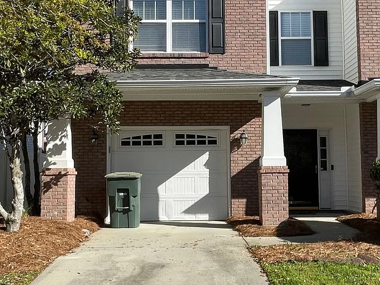 12 Braiden Manor Rd — Photo 1