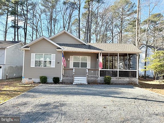 2nd image of 29 Burr Hill Dr