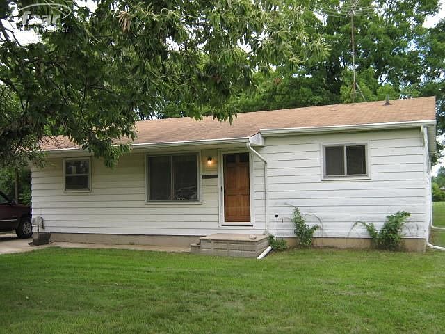 1st image of 5055 E Carpenter Rd