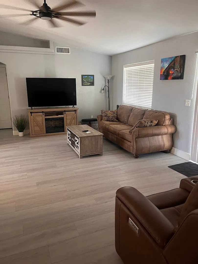 Short Term Summer Rental Available June-November 2025 — Photo 3