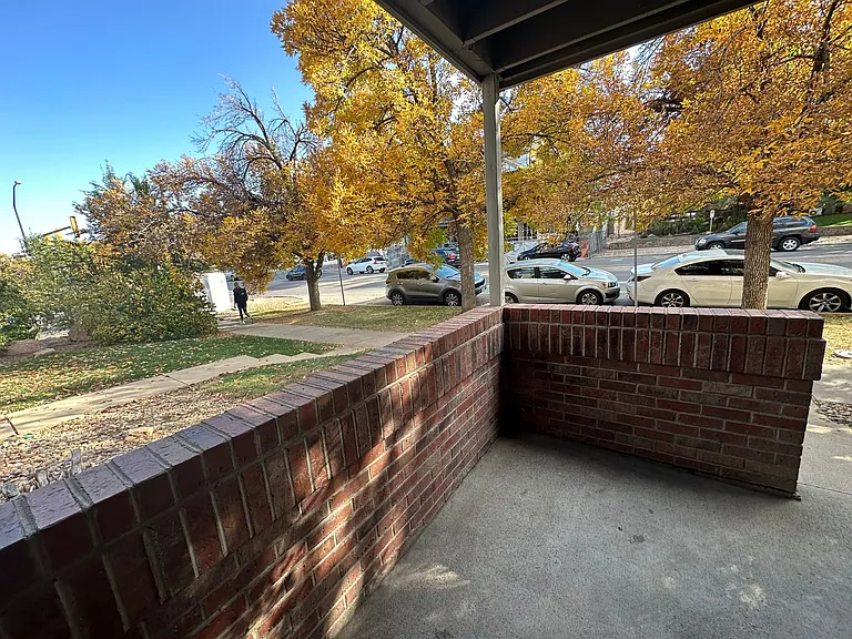 1405 Broadway St #208 — Photo 12