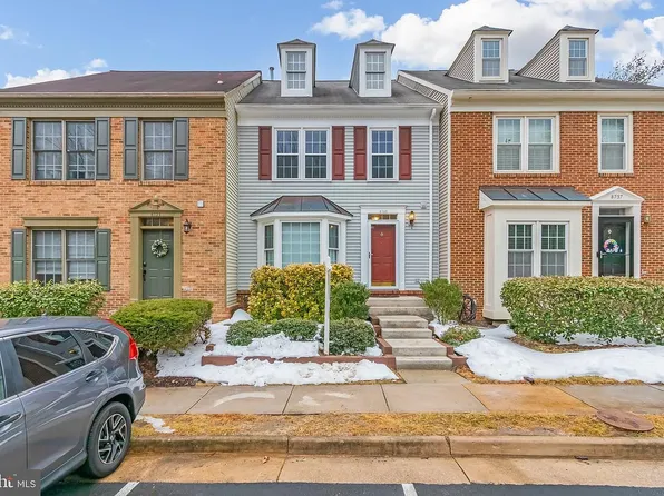 8735 Stone Hill Pl, Springfield, VA 22153
