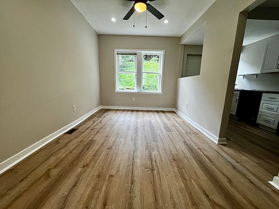 4th image of 526 5th Ave