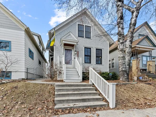2555 North Pierce STREET, Milwaukee, WI 53212