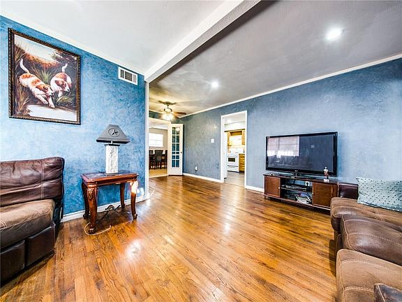 5th image of 8703 Jennie Lee Ln