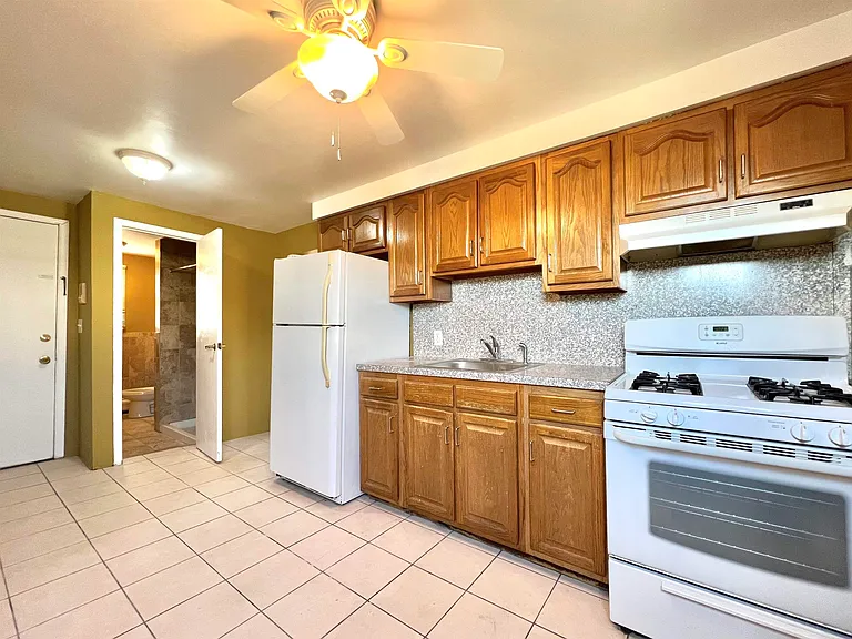 74 Prospect Ave #4 — Photo 3