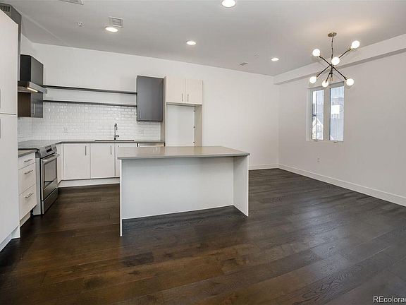 5th image of 2570 Lawrence St APT 205