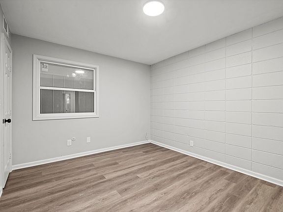5th image of 720 Ottawa St #120