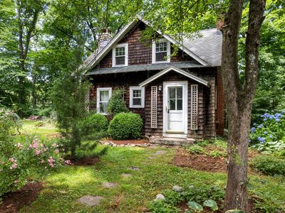 312 Lake Drive, Guilford, CT, 06437