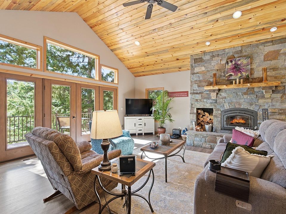 1st image of 1029 Sun Valley Dr