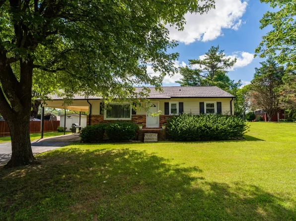 212 Keaton St, Livingston, TN 38570