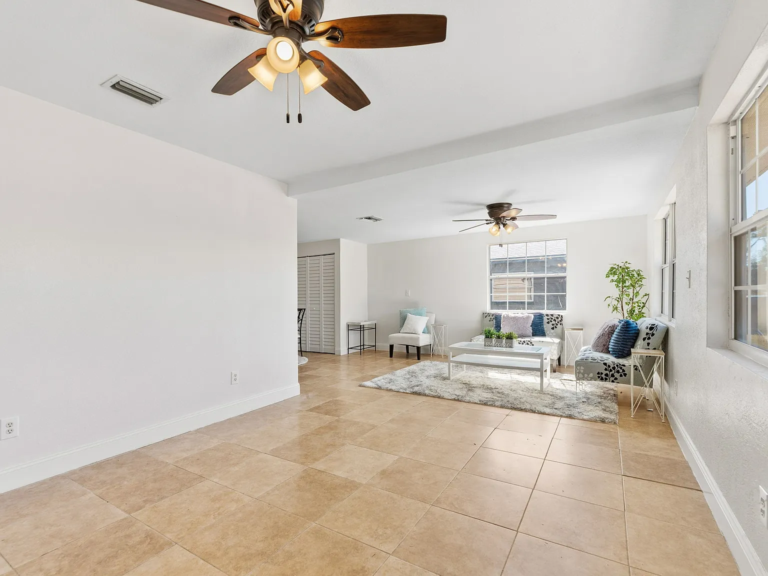 4 bed, 1488 sqft, $950 — Photo 2