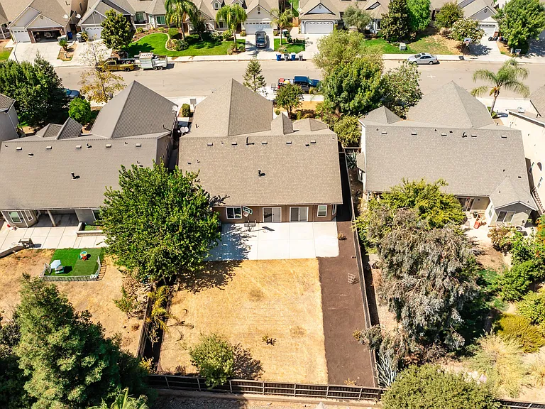 5857 W Millbrae Ave — Photo 34