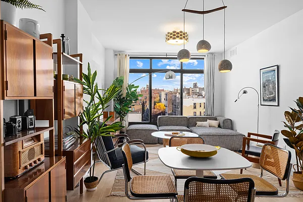 Sold by Compass | media 3