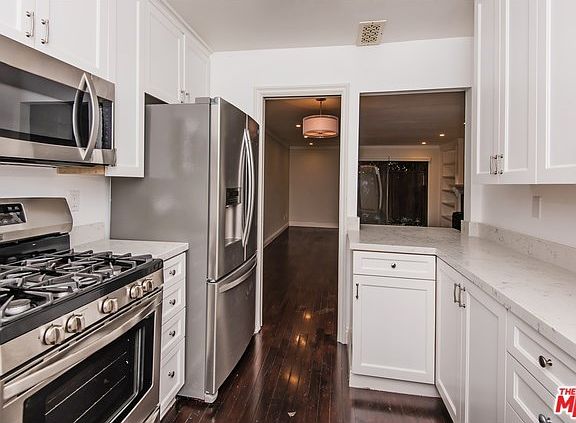 5th image of 880 Hilldale Ave APT 6
